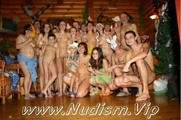 [Image: 1380662217_group-family-nudism.jpg]
