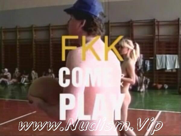 [Image: 1380665574_nudist-fanily-video-fkk-cone-and-play.jpg]