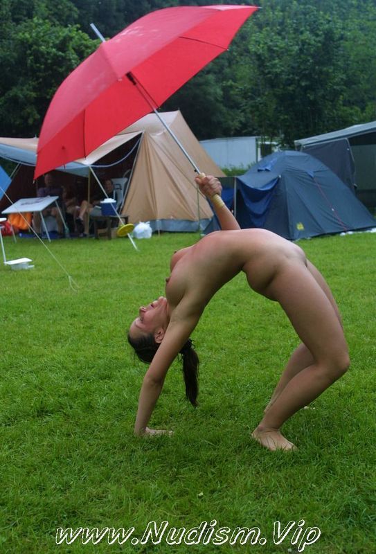 [Image: Holland-Green-Field-Profile-Pure-Nudism-3.jpg]
