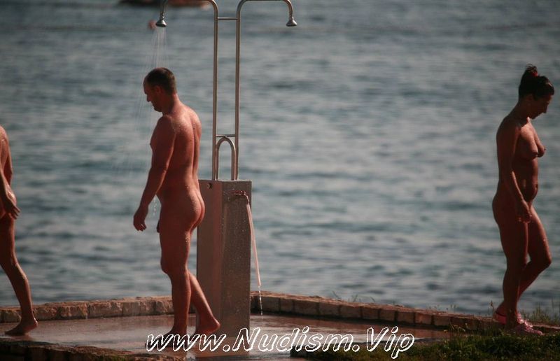 [Image: Naturist-Shower-at-Dusk-Purenudism-Images-1.jpg]