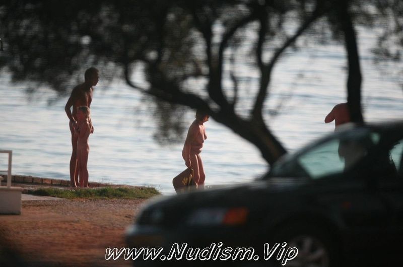 [Image: Nuda-FKK-Beachline-Front-Pure-Nudism-2.jpg]