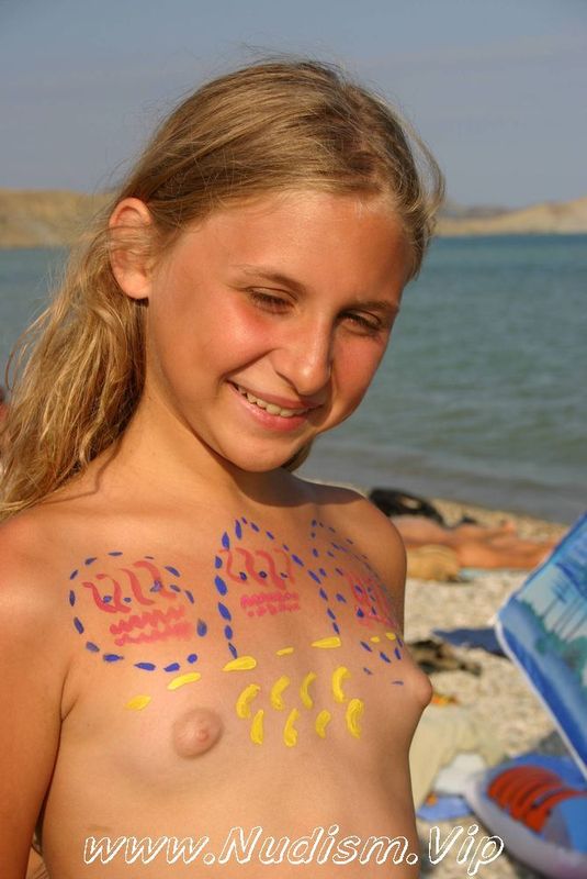 [Image: Nude-Body-Paint-Profile-Pure-Nudism-Pics-1.jpg]