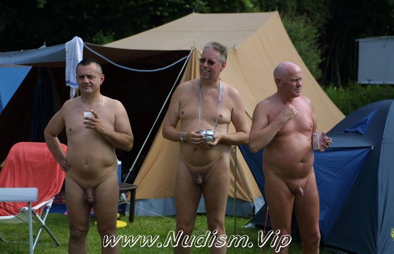 [Image: Pure-Nudism-Gallery-Holland-Green-Relaxations-3.jpg]