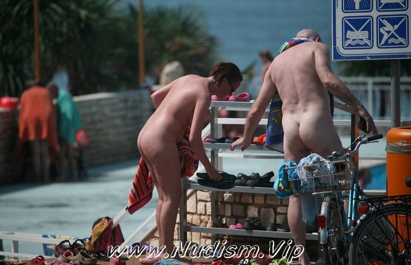 [Image: Pure-Nudism-Gallery-Pool-Arrivals-and-Departures-1.jpg]