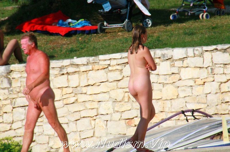 [Image: Pure-Nudism-Images-Ula-FKK-Young-Sisters-Day-2.jpg]