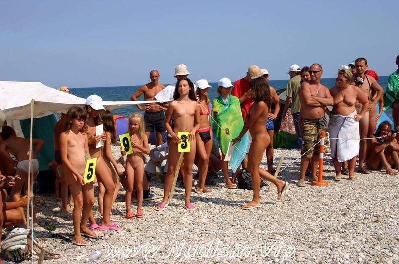 [Image: Pure-Nudism-Naturist-Mini-Rundown-2.jpg]