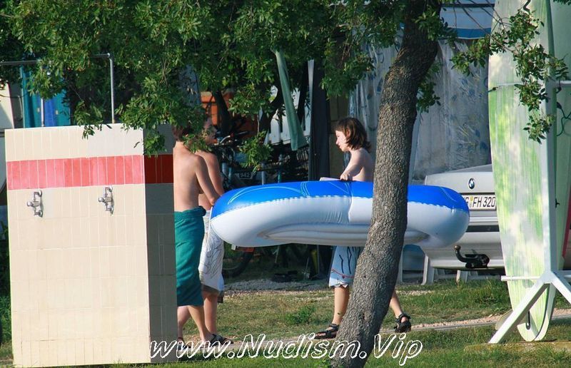 [Image: Pure-Nudism-Photos-Freestyle-Inner-Tubes-3.jpg]