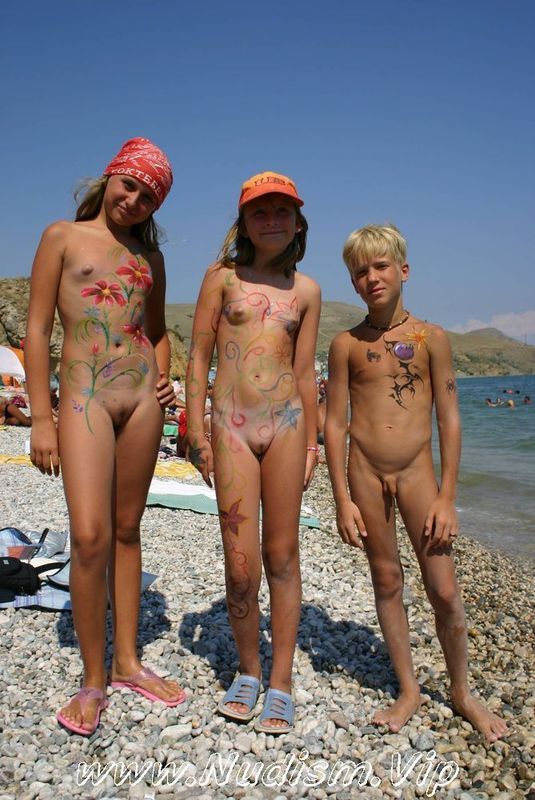 [Image: Pure-Nudism-Photos-Nude-Body-Paint-Profile-3.jpg]