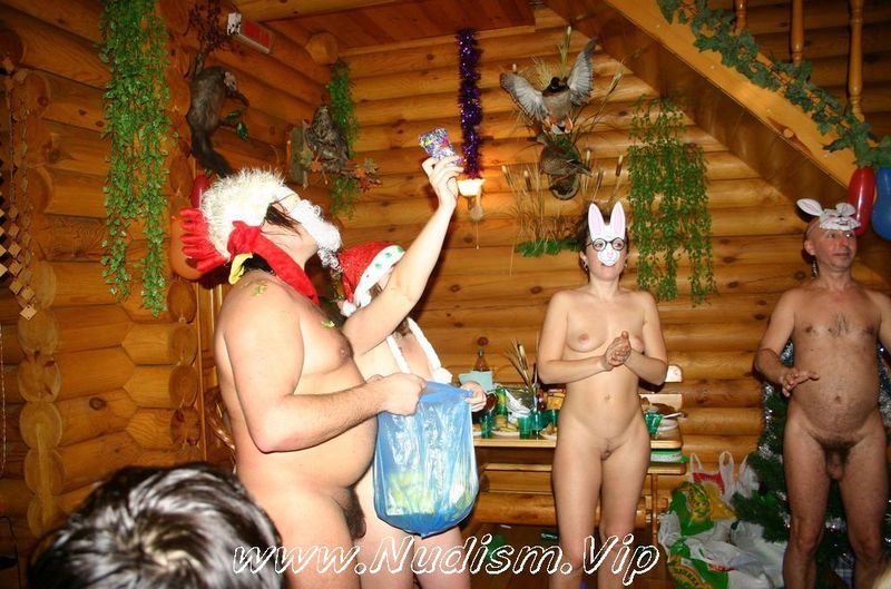 [Image: Purenudism-Images-Kiev-Masquerade-Huddle-3.jpg]
