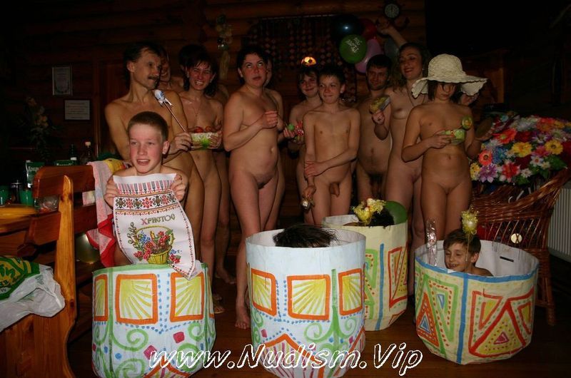 [Image: Purenudism-Photos-Easter-Group-Memories-2.jpg]
