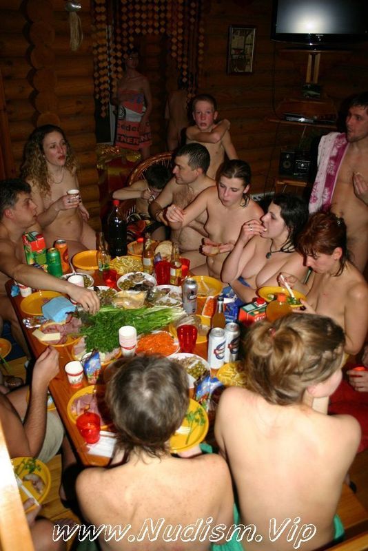 [Image: Purenudism-Pics-Family-Valentines-Dinning-3.jpg]