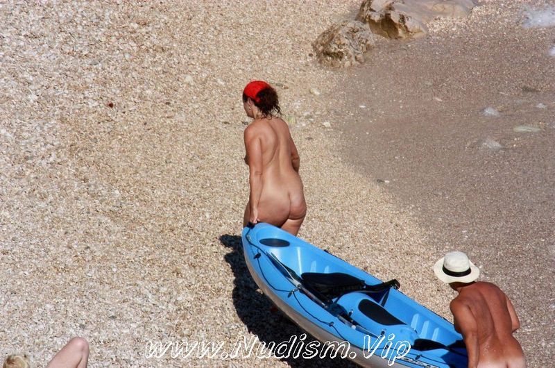 [Image: Purenudism-Pics-Get-In-Waters-for-Boating-1.jpg]