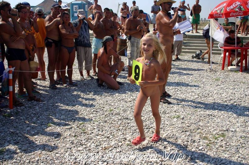 [Image: Purenudism-Pics-Naturist-Mini-Rundown-1.jpg]