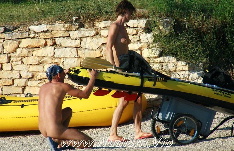 [Image: Rafting-Team-Excursions-Pure-Nudism-Photos-1.jpg]