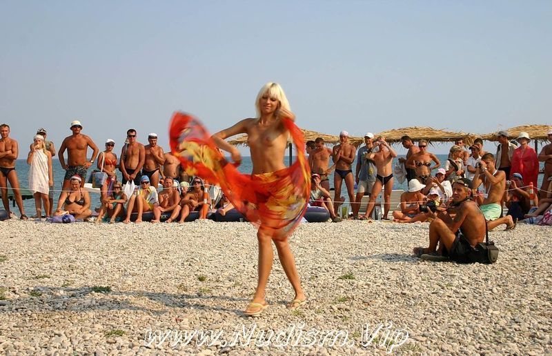 [Image: Ribbon-and-Umbrella-Dance-Purenudism-3.jpg]